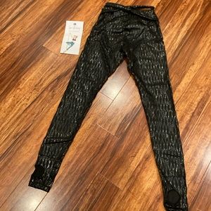 Brand New Superfly Honey Midnight Black Sticky Leggings for Pole. Size Medium